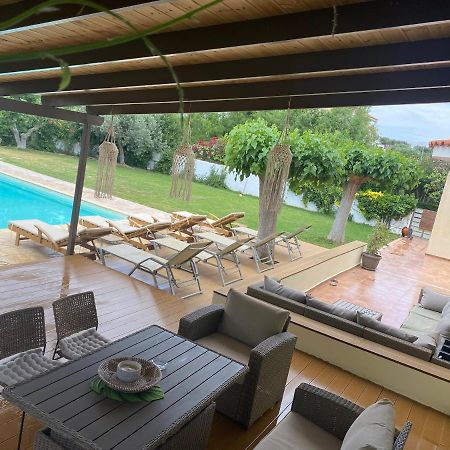 Relaxing Villa With Swimming Pool And Garden Agios Georgios  Zewnętrze zdjęcie