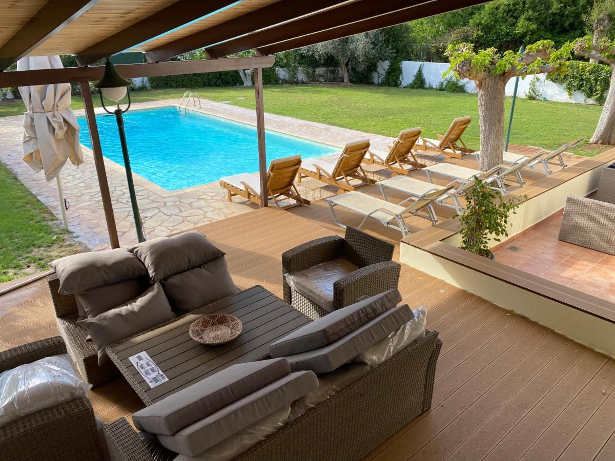 Relaxing Villa With Swimming Pool And Garden Agios Georgios  Zewnętrze zdjęcie