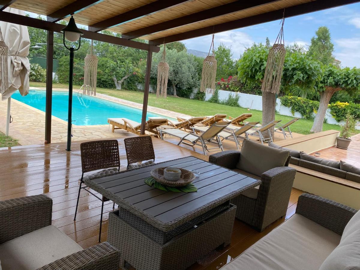 Relaxing Villa With Swimming Pool And Garden Agios Georgios  Zewnętrze zdjęcie