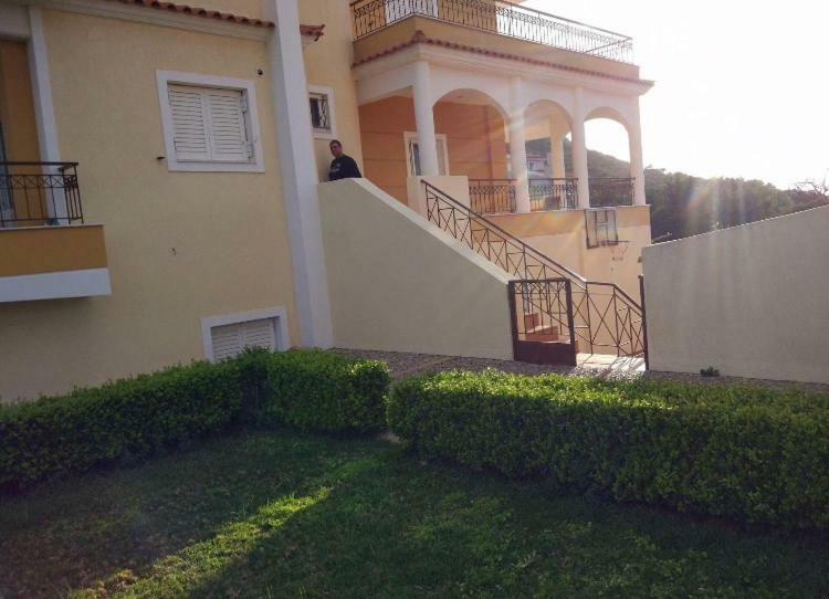 Relaxing Villa With Swimming Pool And Garden Agios Georgios  Zewnętrze zdjęcie