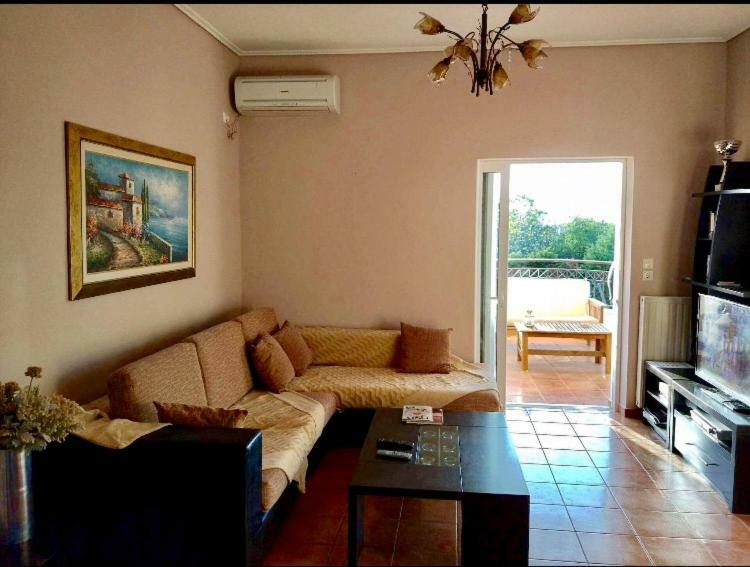 Relaxing Villa With Swimming Pool And Garden Agios Georgios  Zewnętrze zdjęcie