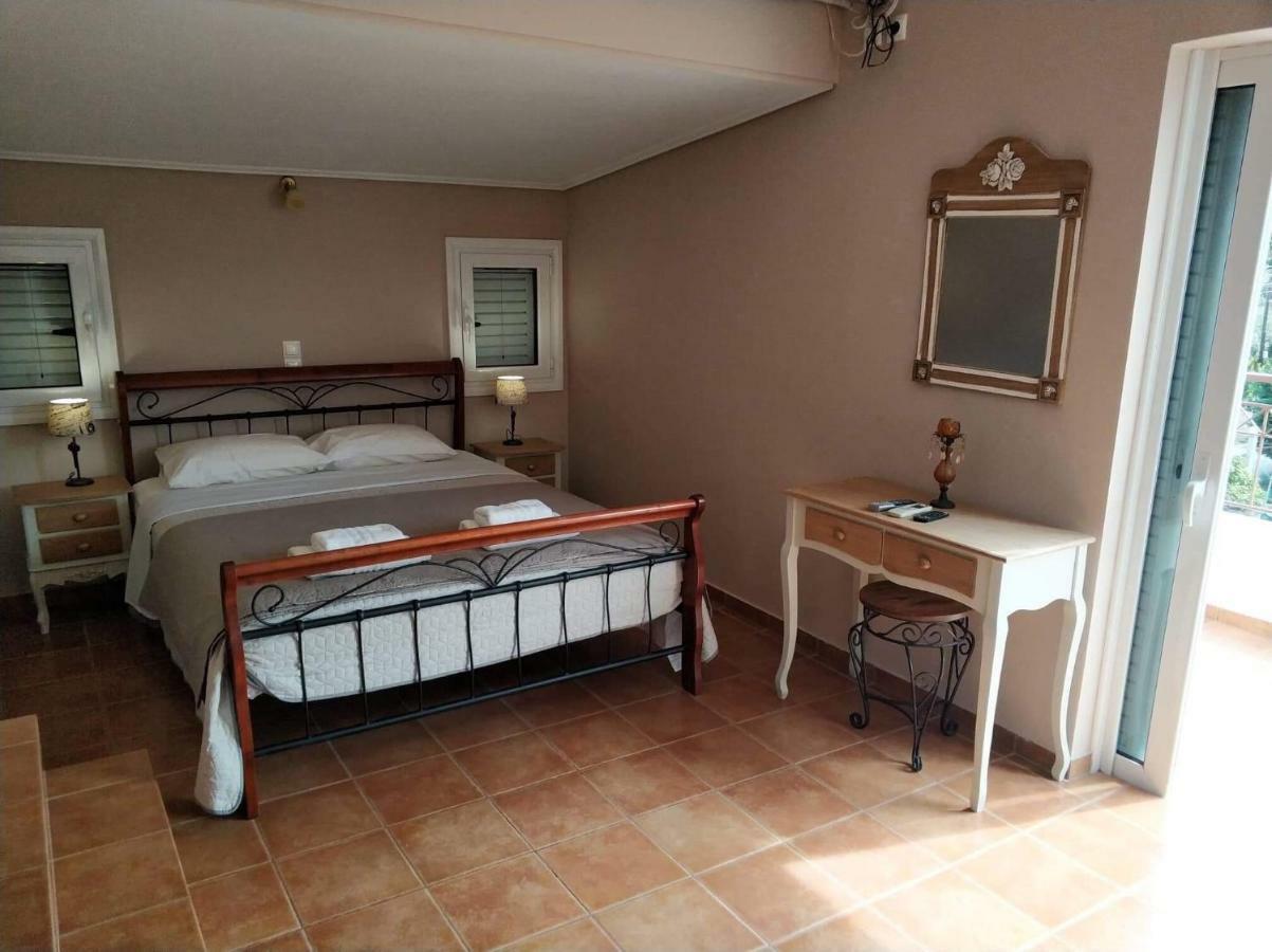 Relaxing Villa With Swimming Pool And Garden Agios Georgios  Zewnętrze zdjęcie